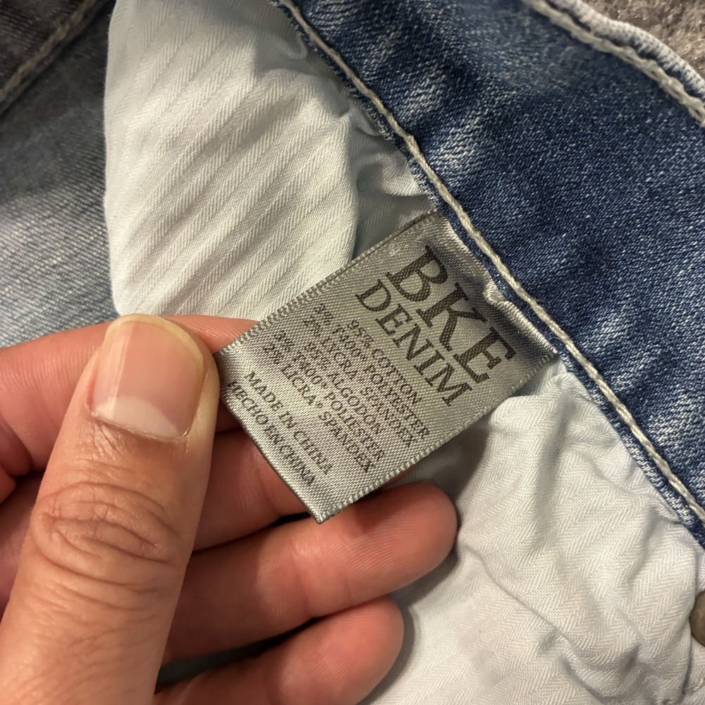 Buckle BKE Jake Bootleg Jeans Mens 36x30 Faded Whiskered Stretch Denim - Picture 5 of 11